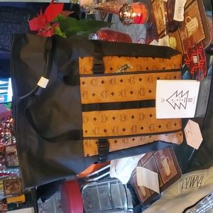 - Mcm new  HOST pick largest tote it makes gorgeous 😍 five star last one 2024